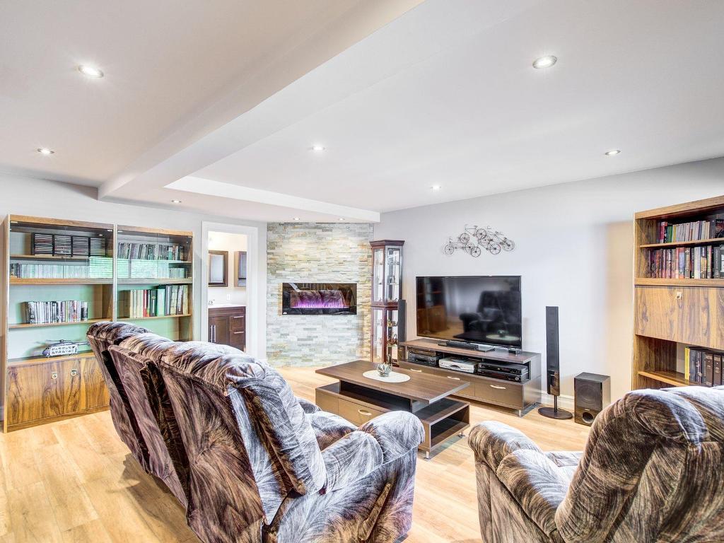 









9545

 - 9547


Rue De Teck

,
Mercier/Hochelaga-Maisonneuve (Montréal),




QC
H1L1L7

