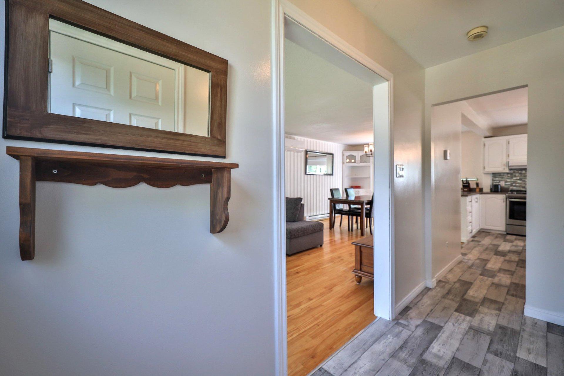 









183


Rue Montcalm

,
Maniwaki,




QC
J9E1T7

