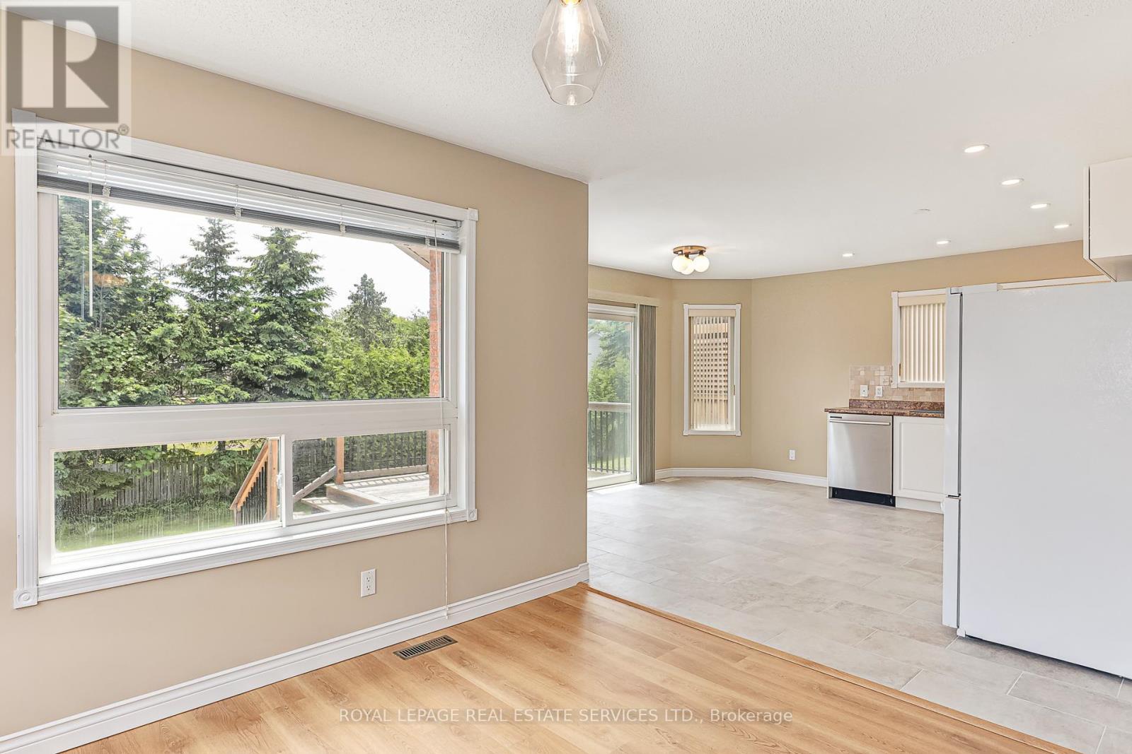 












36 TELFER ROAD

,
Collingwood,




Ontario
L9Y5H5

