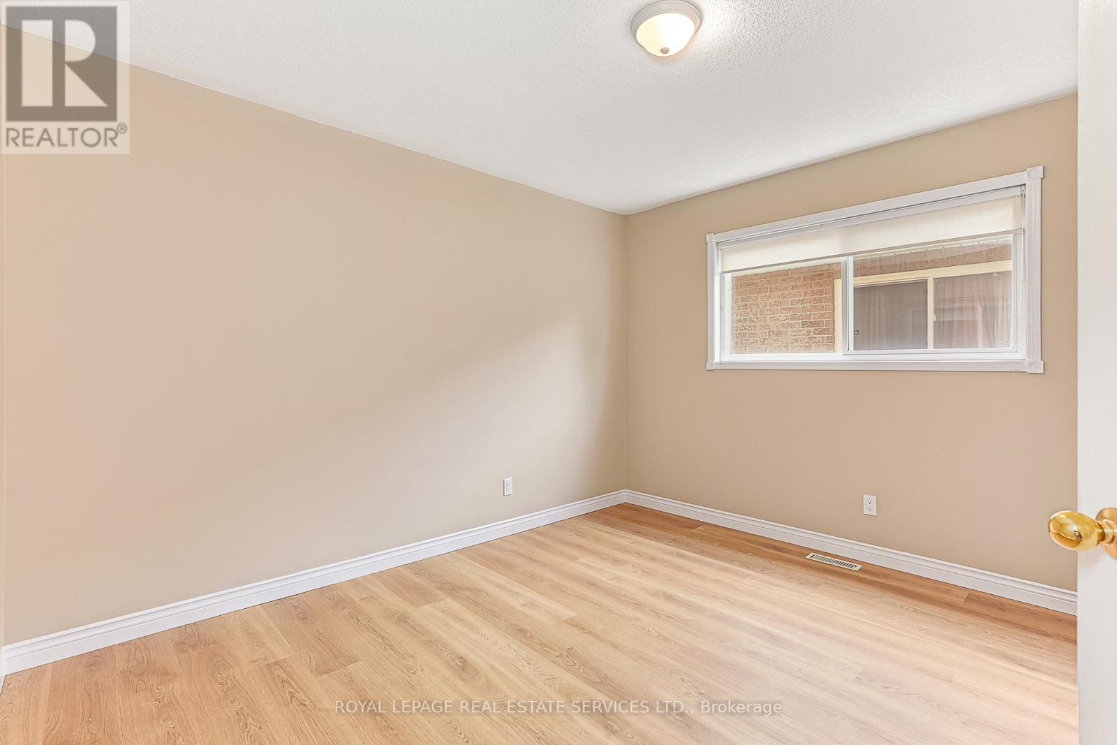 












36 TELFER ROAD

,
Collingwood,




Ontario
L9Y5H5

