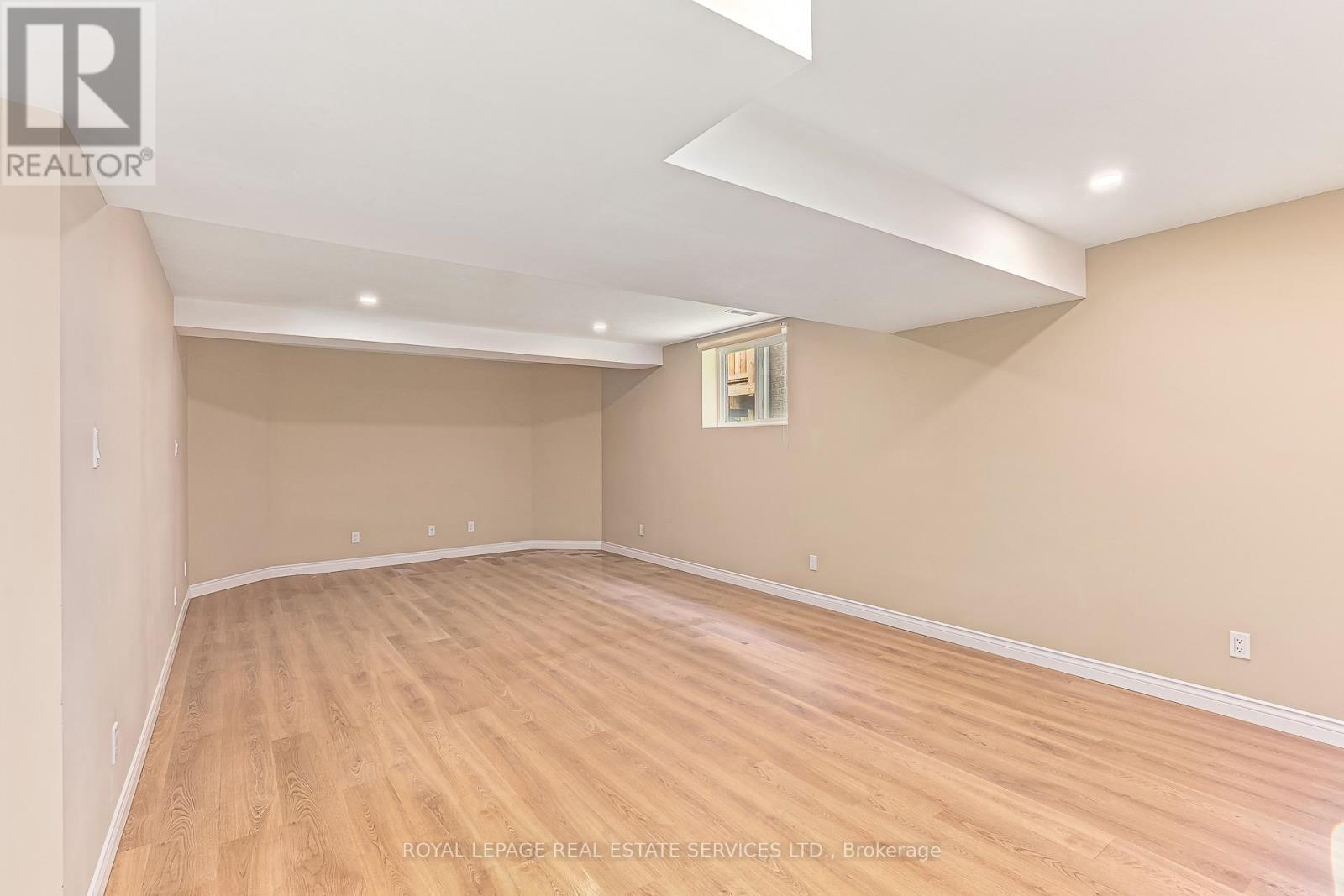 












36 TELFER ROAD

,
Collingwood,




Ontario
L9Y5H5

