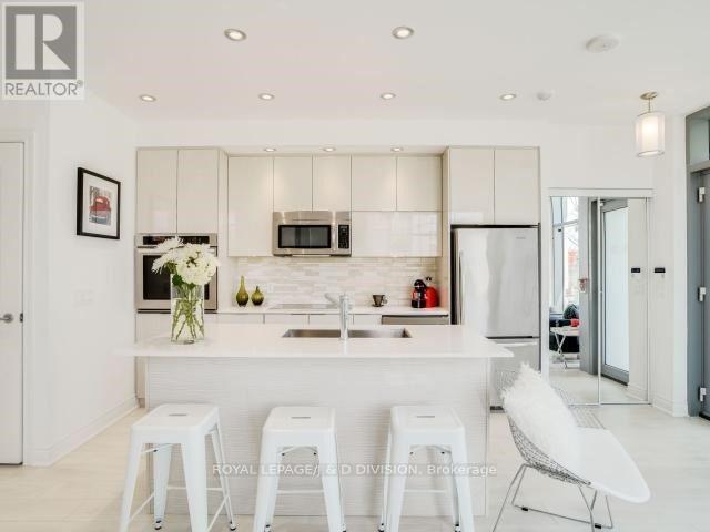 












WL08 - 80 MARINE PARADE DRIVE

,
Toronto,




Ontario
M8V0A3

