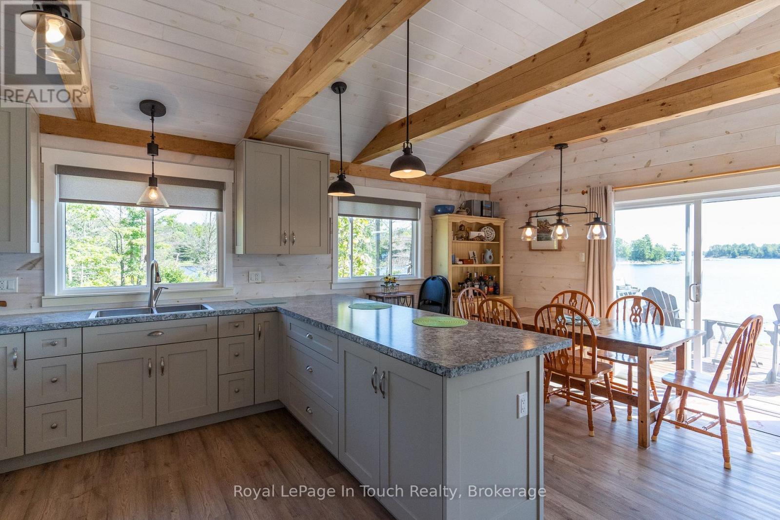 












6980 ISLAND 1810

,
Georgian Bay (Gibson),




Ontario
P0E1E0

