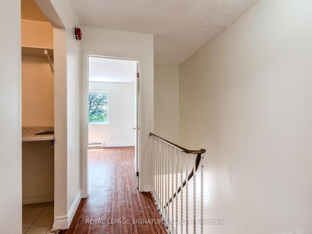 









1541


Dundas

Street West, B,
Toronto,




ON
M6K 1T6

