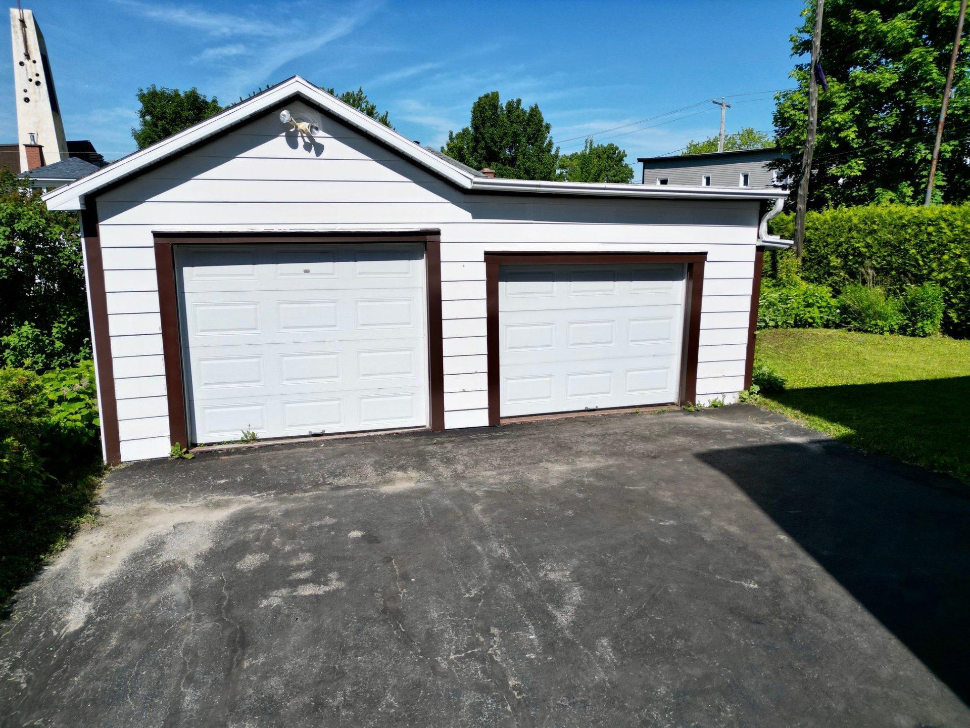 









127

 - 129


9e Avenue N.

,
Sherbrooke (Fleurimont),




QC
J1E2S8

