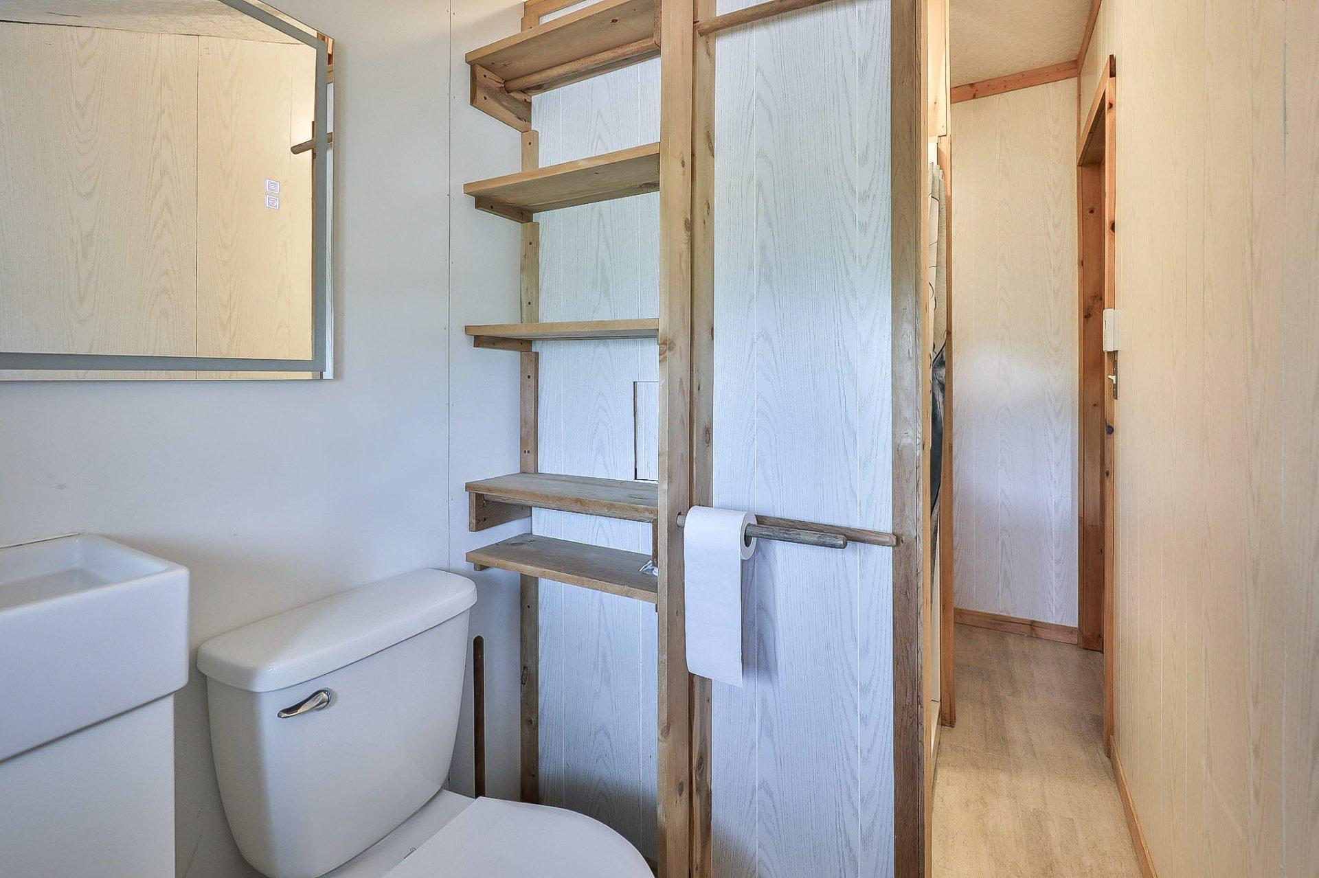 









310


Rue Champlain

,
Maniwaki,




QC
J9E1L9

