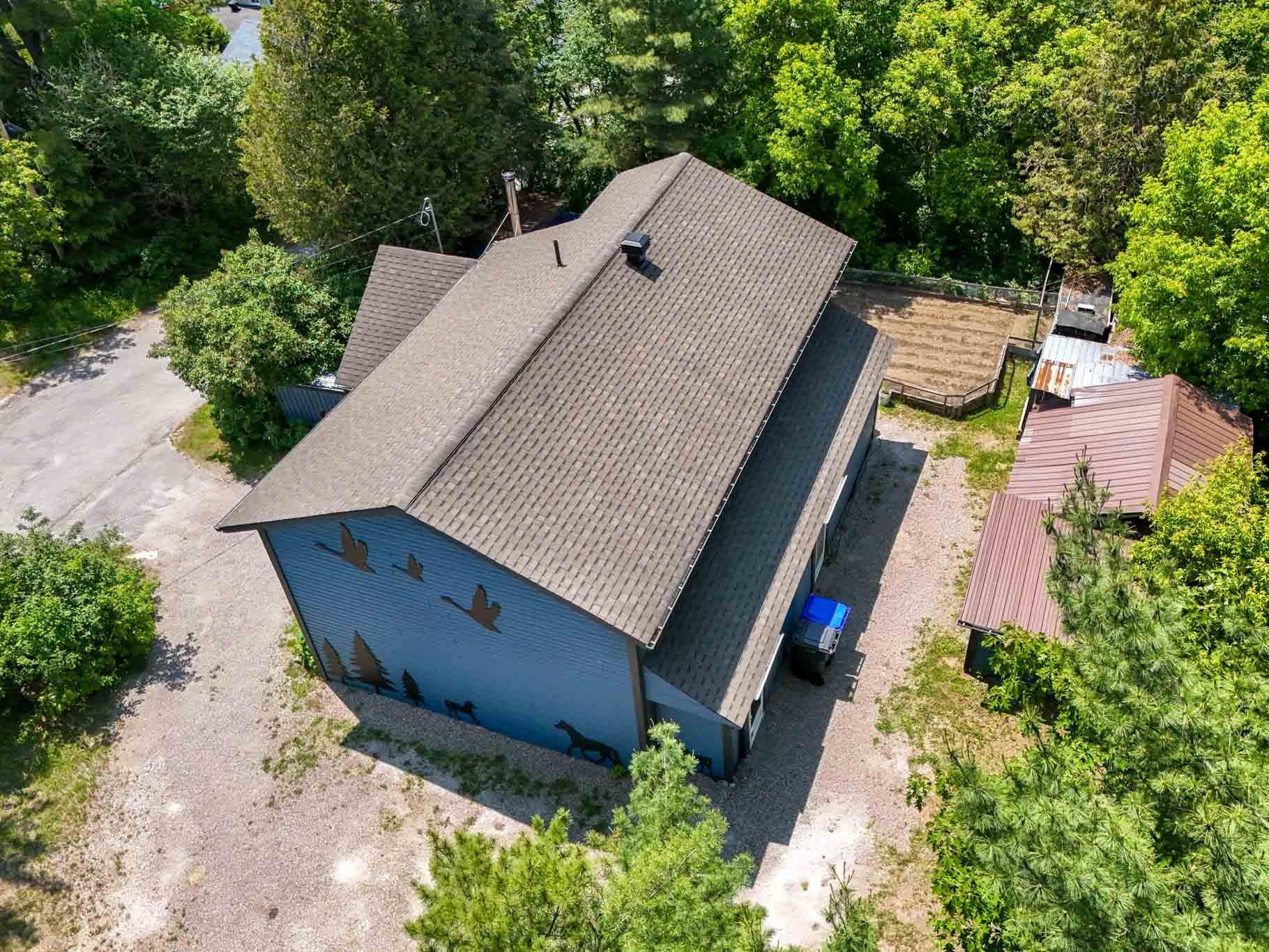 









310


Rue Champlain

,
Maniwaki,




QC
J9E1L9

