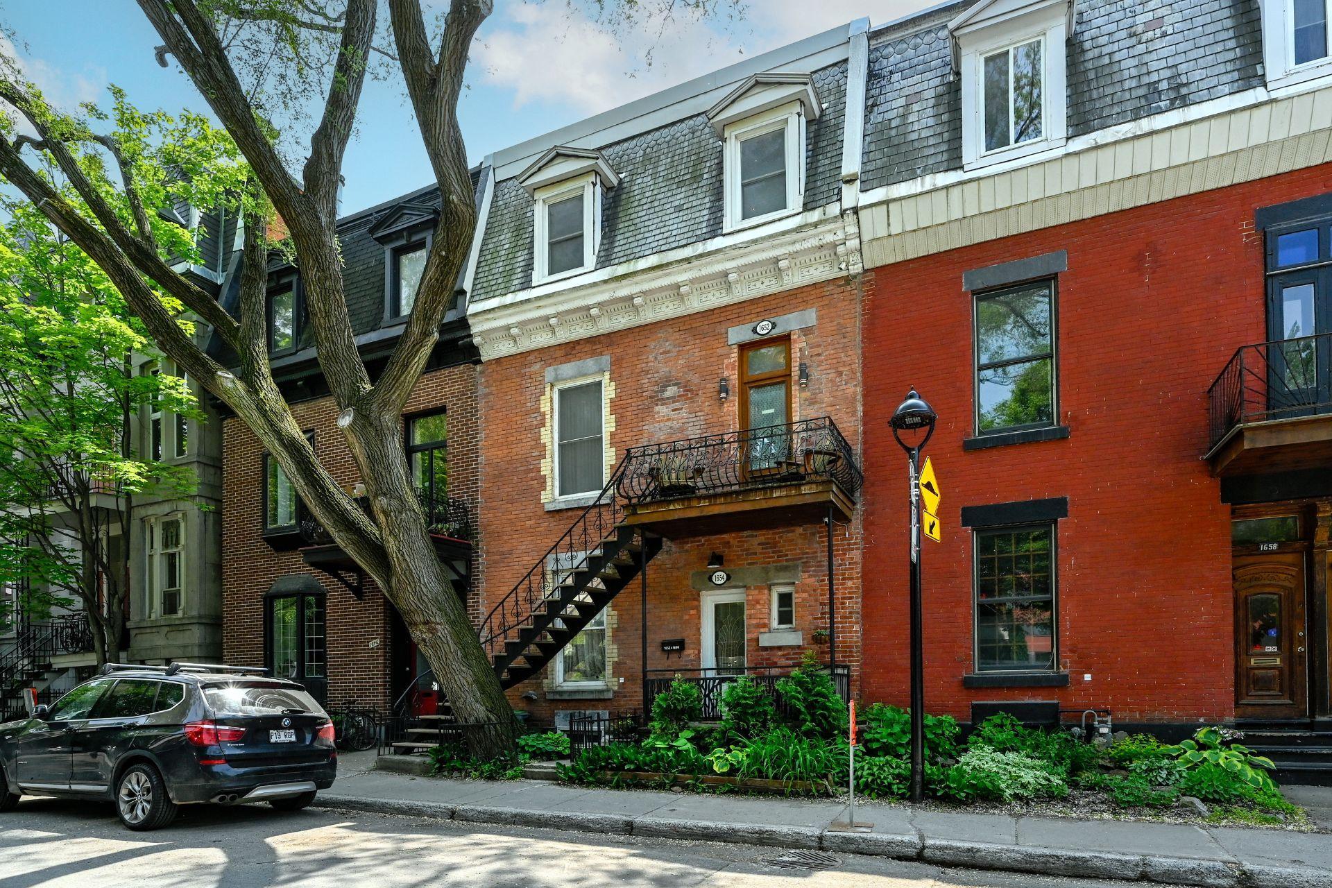 









1652

 - 1654


Rue St-André

,
Montréal (Ville-Marie),




QC
H2L3T6

