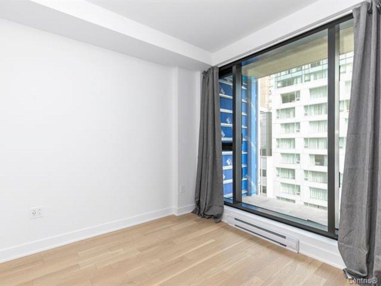 









2060


Rue Peel

, 1101,
Montréal (Ville-Marie),




QC
H3A0J1

