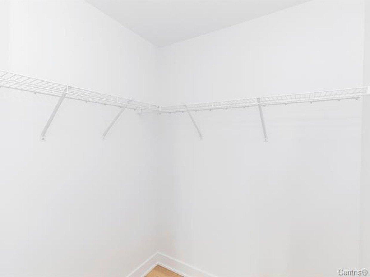 









2060


Rue Peel

, 1101,
Montréal (Ville-Marie),




QC
H3A0J1


