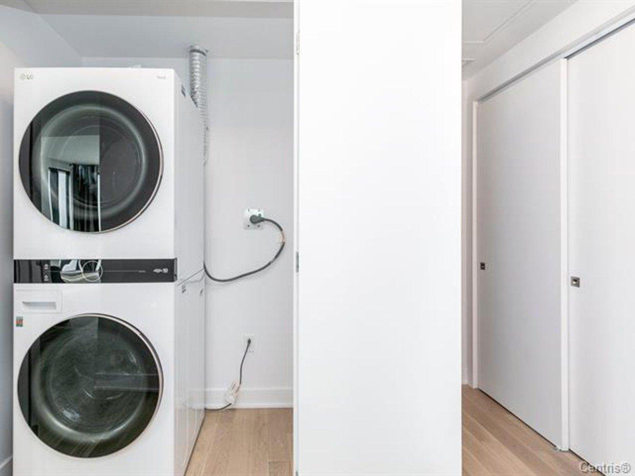 









2060


Rue Peel

, 1101,
Montréal (Ville-Marie),




QC
H3A0J1


