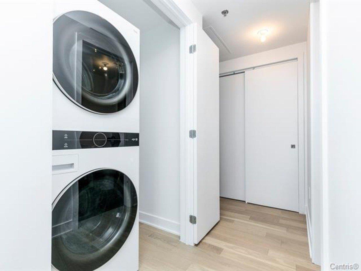 









2060


Rue Peel

, 1101,
Montréal (Ville-Marie),




QC
H3A0J1

