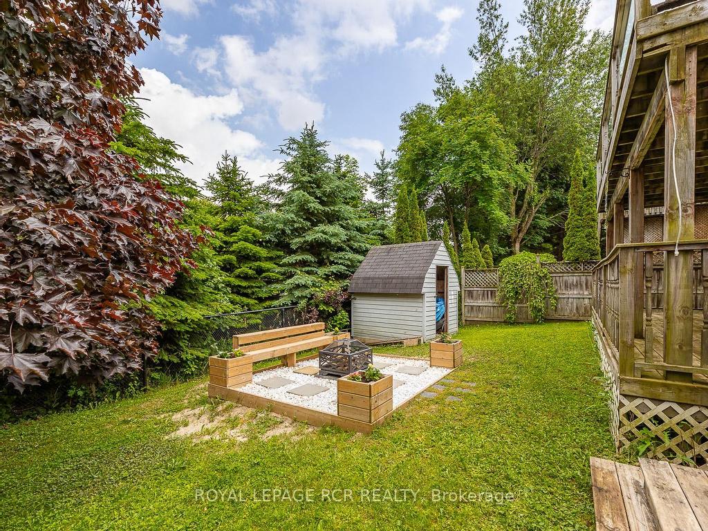 









933


Greenwood

Crescent,
Shelburne,




ON
L9W 2Y9

