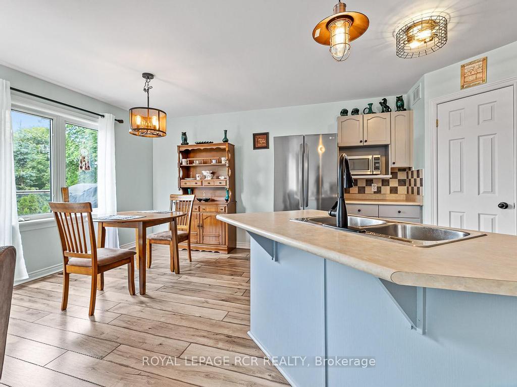 









933


Greenwood

Crescent,
Shelburne,




ON
L9W 2Y9

