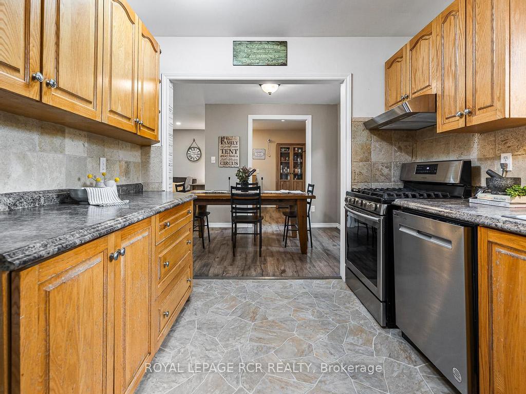 









27


Rustic

Crescent,
Orangeville,




ON
L9W 1T1

