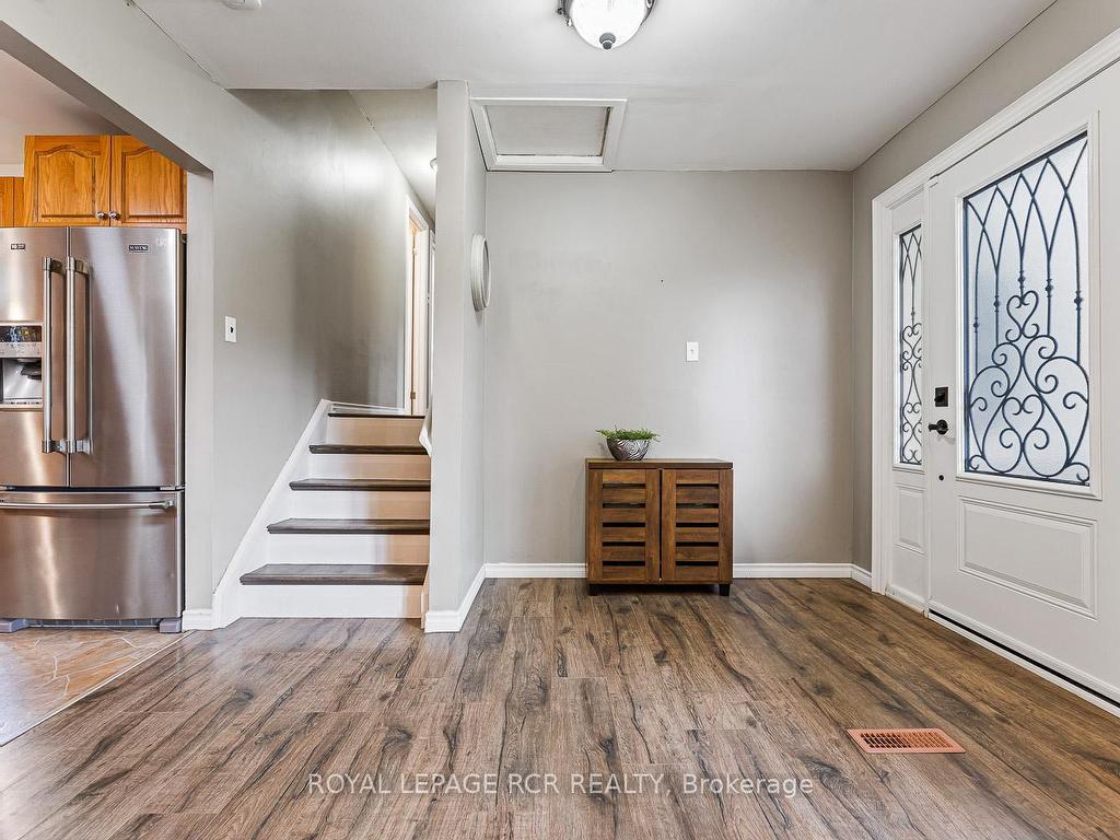 









27


Rustic

Crescent,
Orangeville,




ON
L9W 1T1

