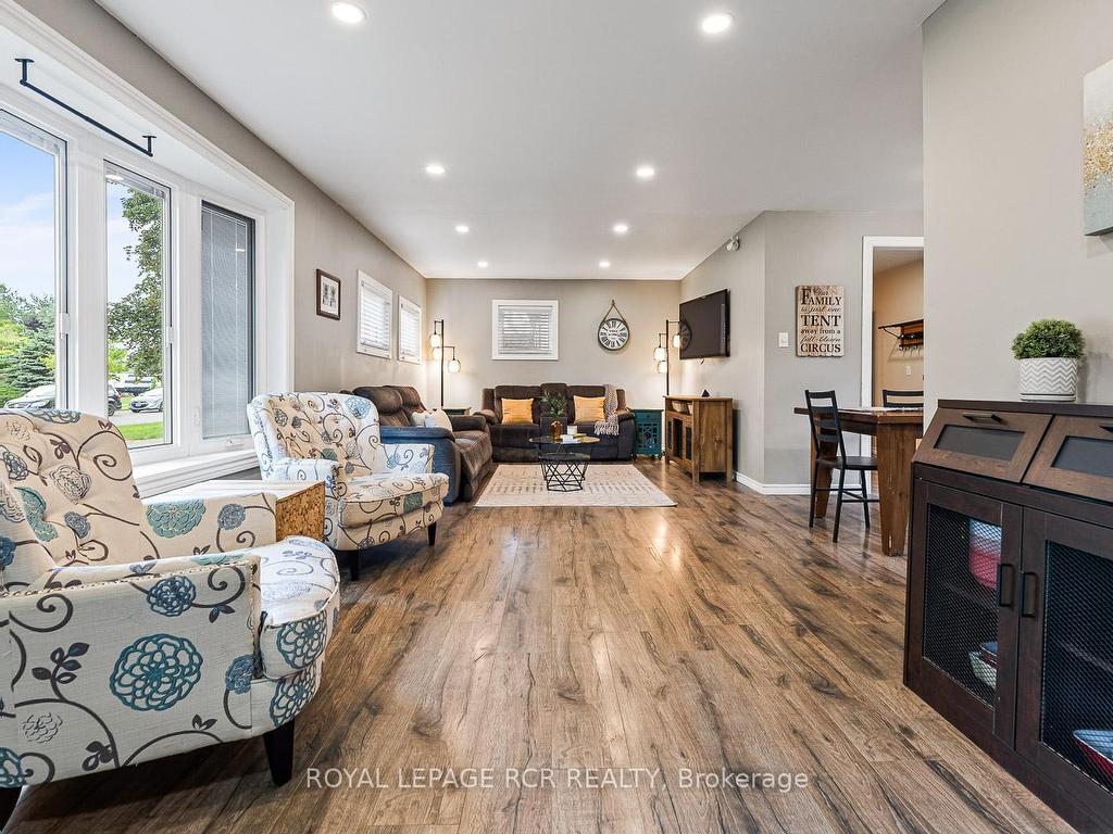 









27


Rustic

Crescent,
Orangeville,




ON
L9W 1T1

