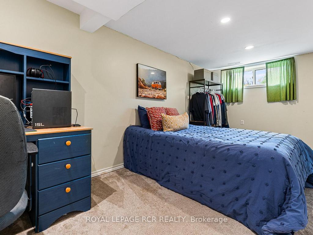 









27


Rustic

Crescent,
Orangeville,




ON
L9W 1T1

