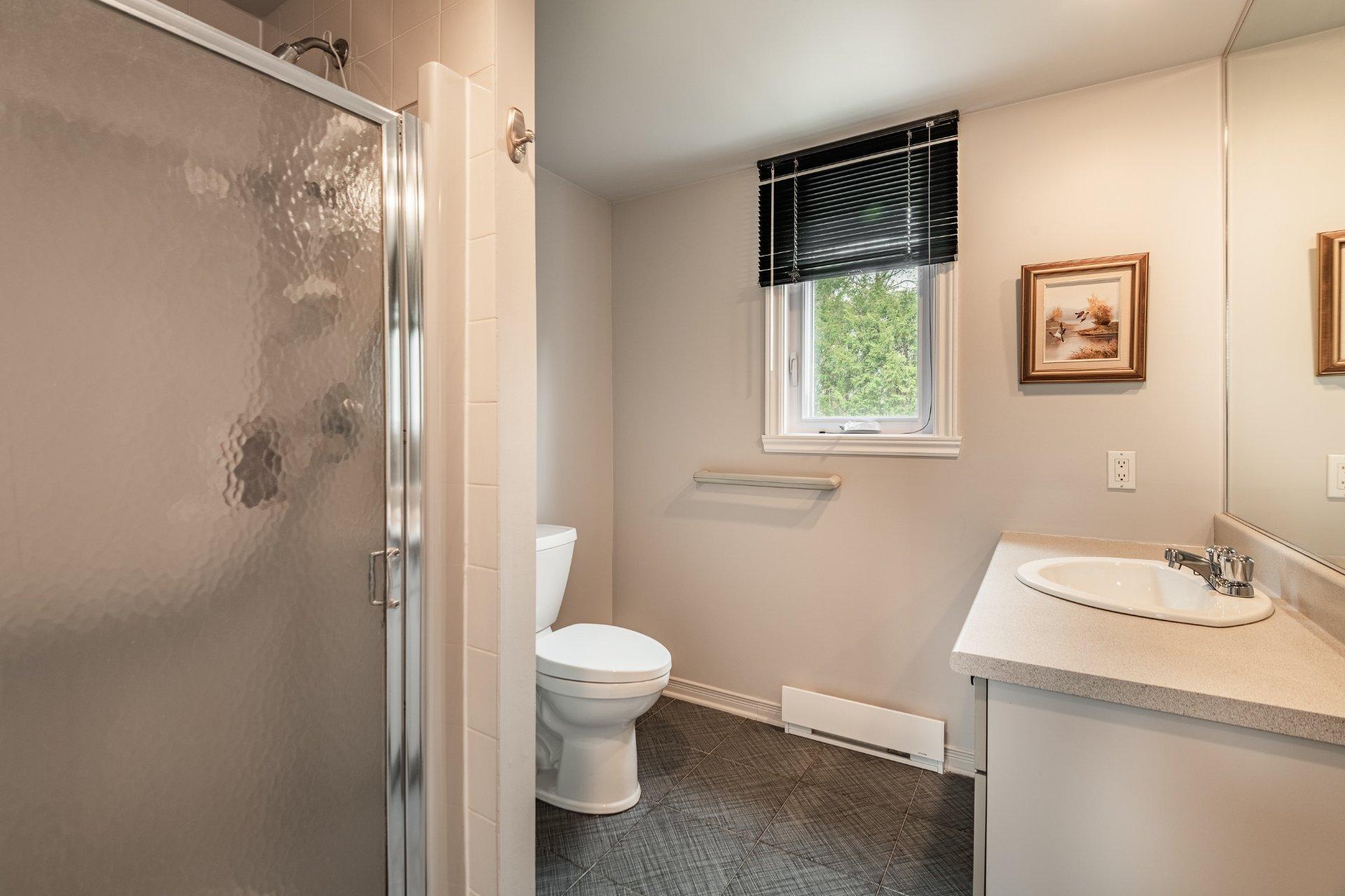 









710


Rue Nicolas-Perrot

,
Boucherville,




QC
J4B7V7

