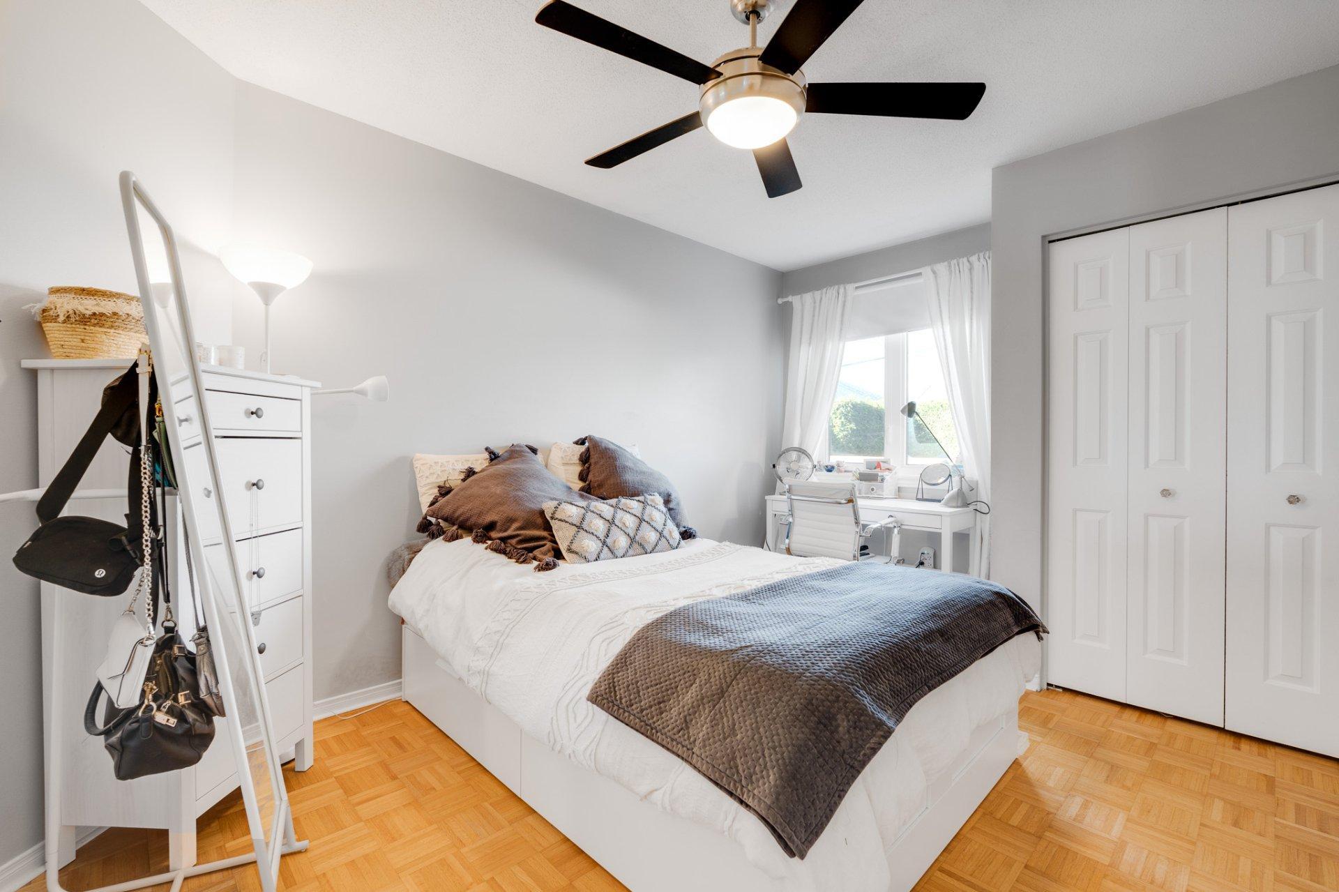 









80


Rue des Tulipes

,
Gatineau (Gatineau),




QC
J8R2H1


