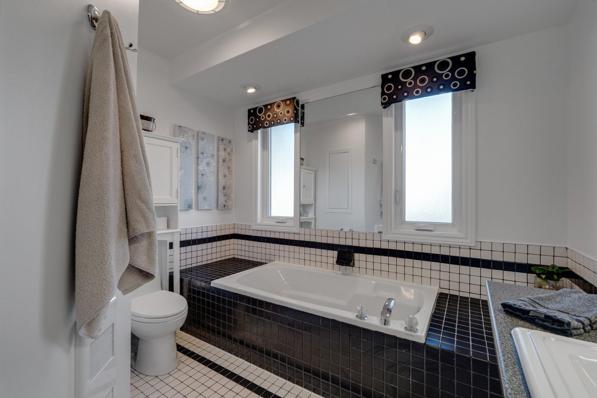









80


Rue des Tulipes

,
Gatineau (Gatineau),




QC
J8R2H1

