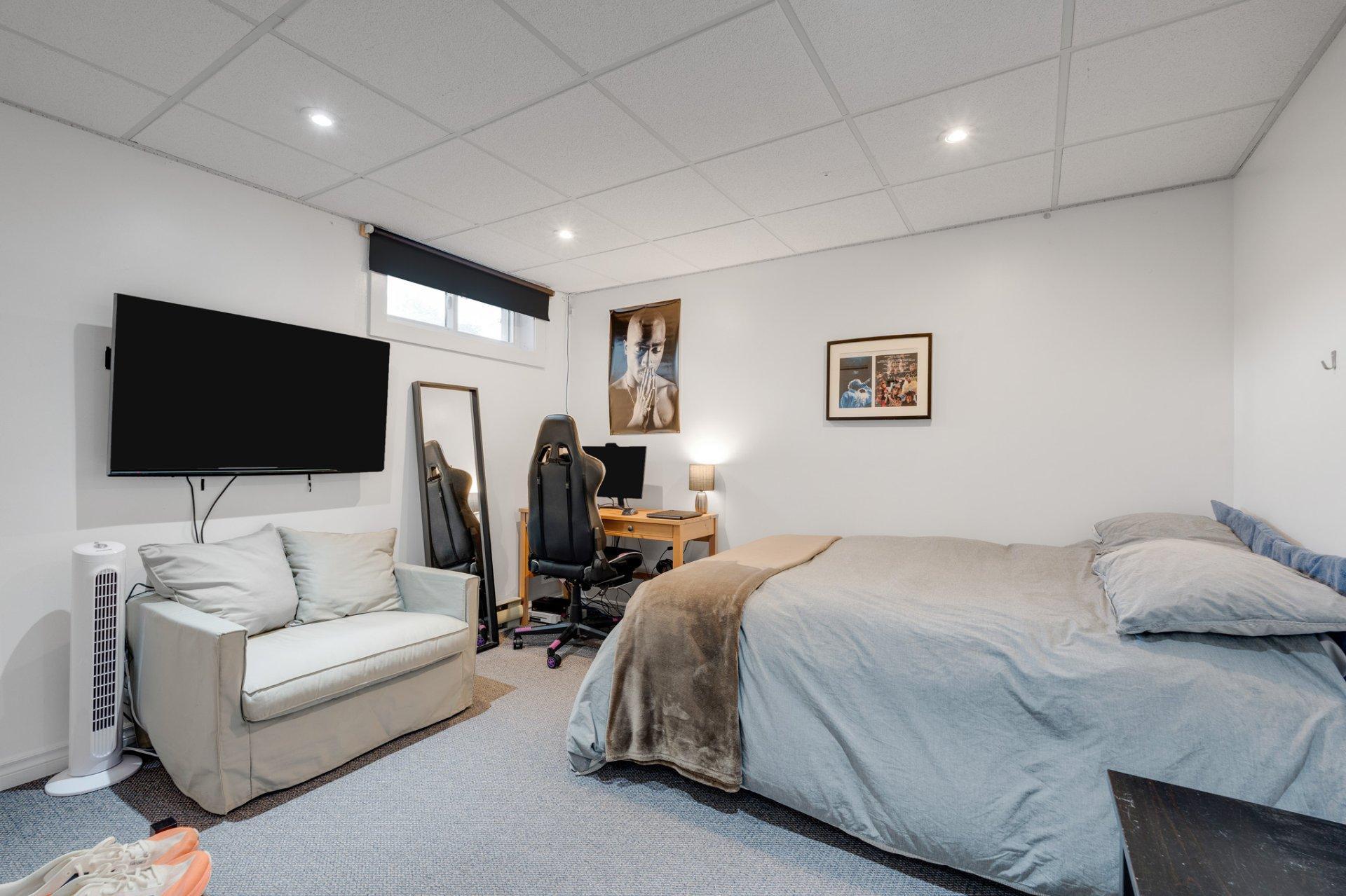 









80


Rue des Tulipes

,
Gatineau (Gatineau),




QC
J8R2H1

