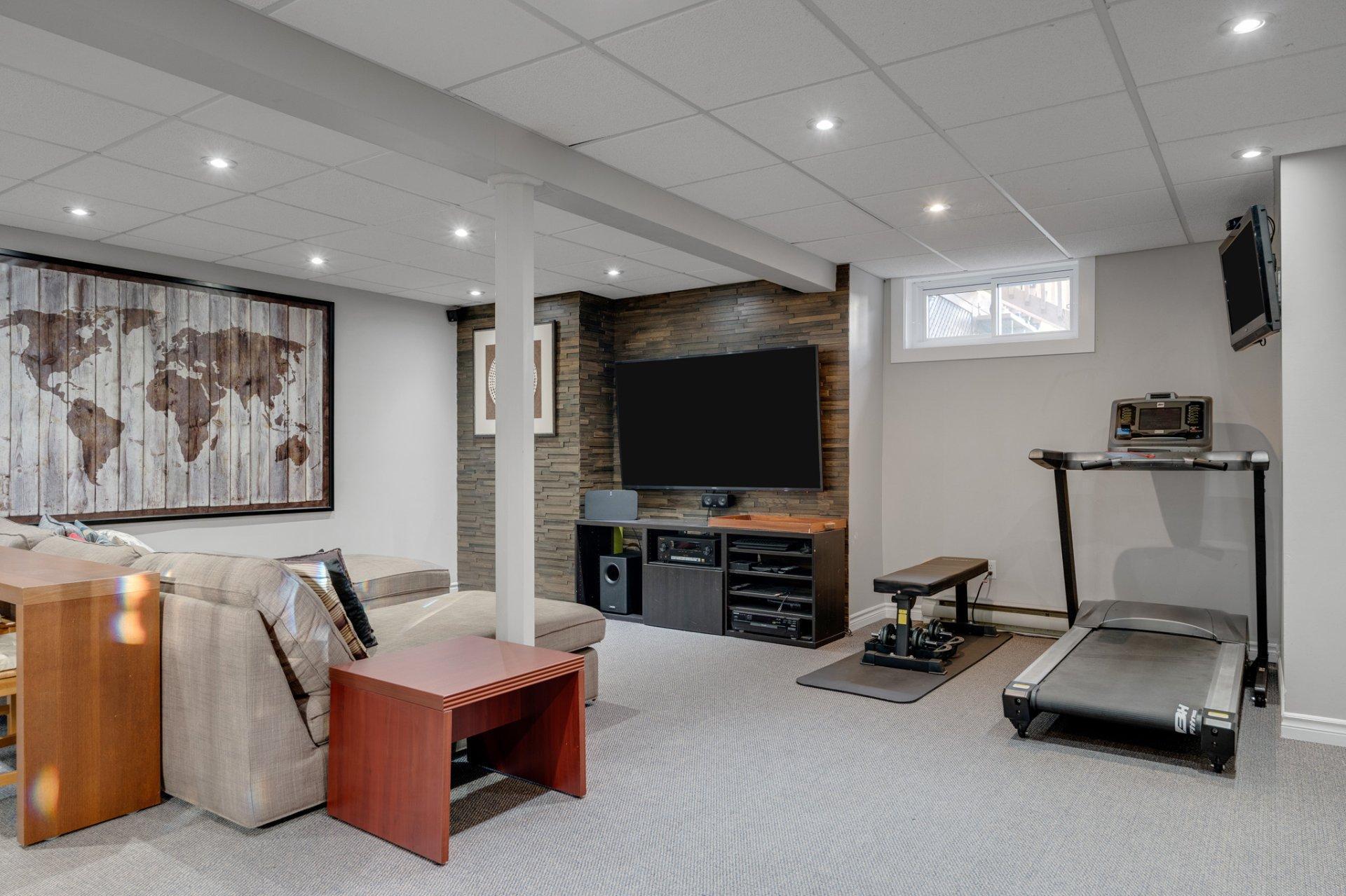 









80


Rue des Tulipes

,
Gatineau (Gatineau),




QC
J8R2H1

