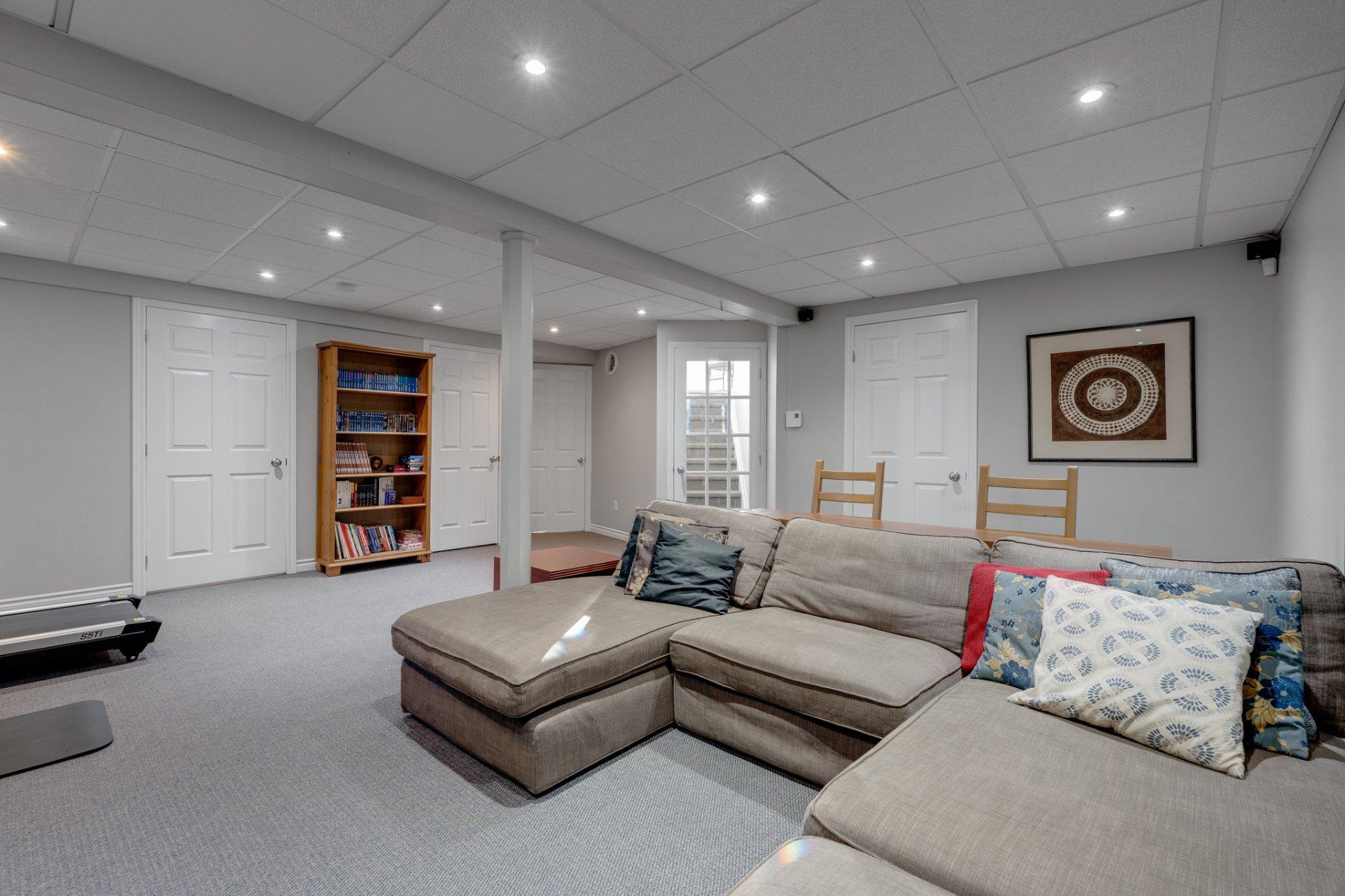 









80


Rue des Tulipes

,
Gatineau (Gatineau),




QC
J8R2H1

