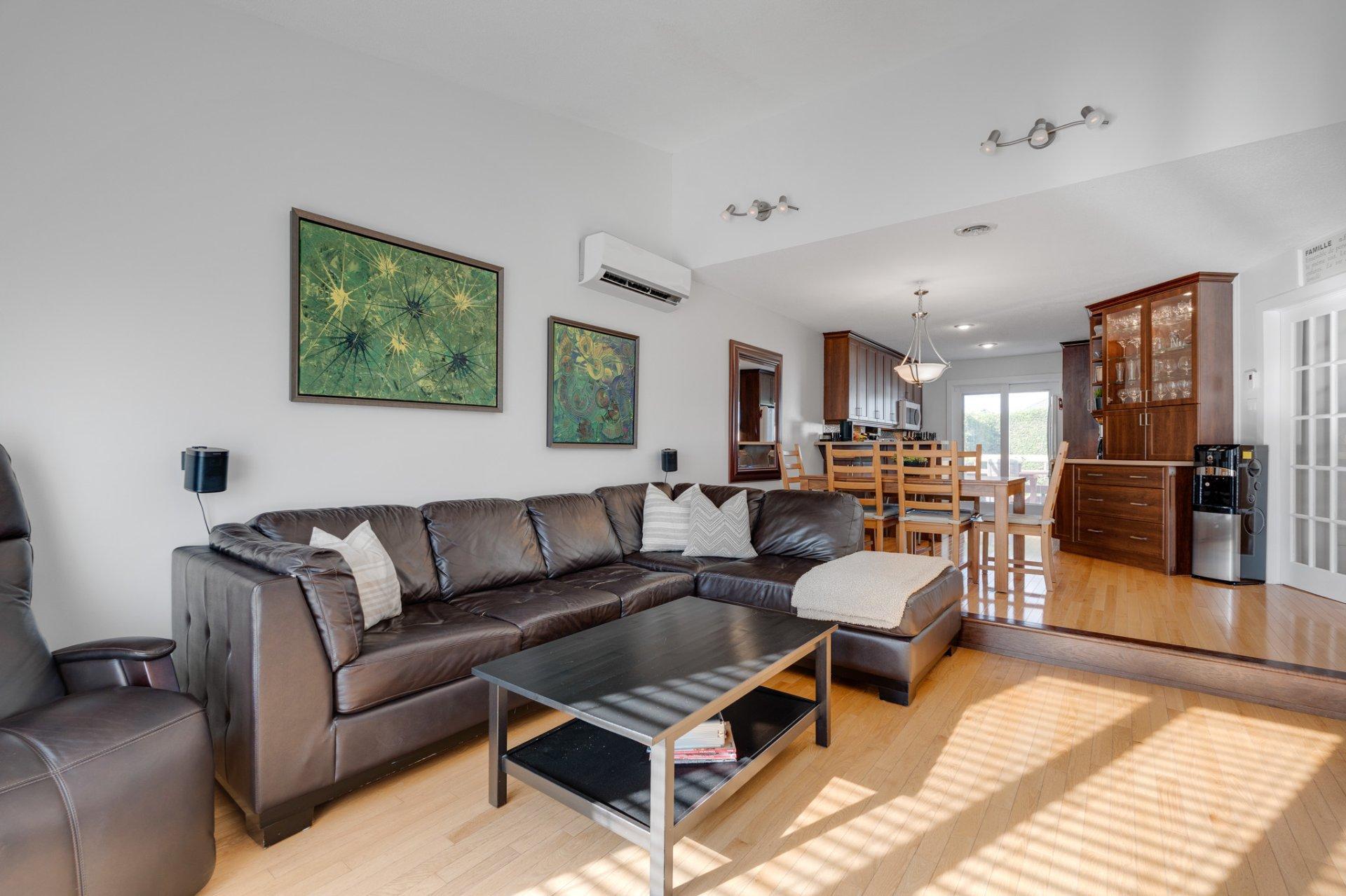 









80


Rue des Tulipes

,
Gatineau (Gatineau),




QC
J8R2H1

