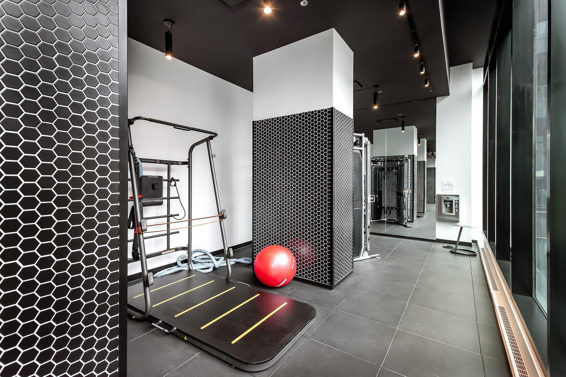 









1245


Rue De Bleury

, 4814,
Montréal (Ville-Marie),




QC
H3B0C2

