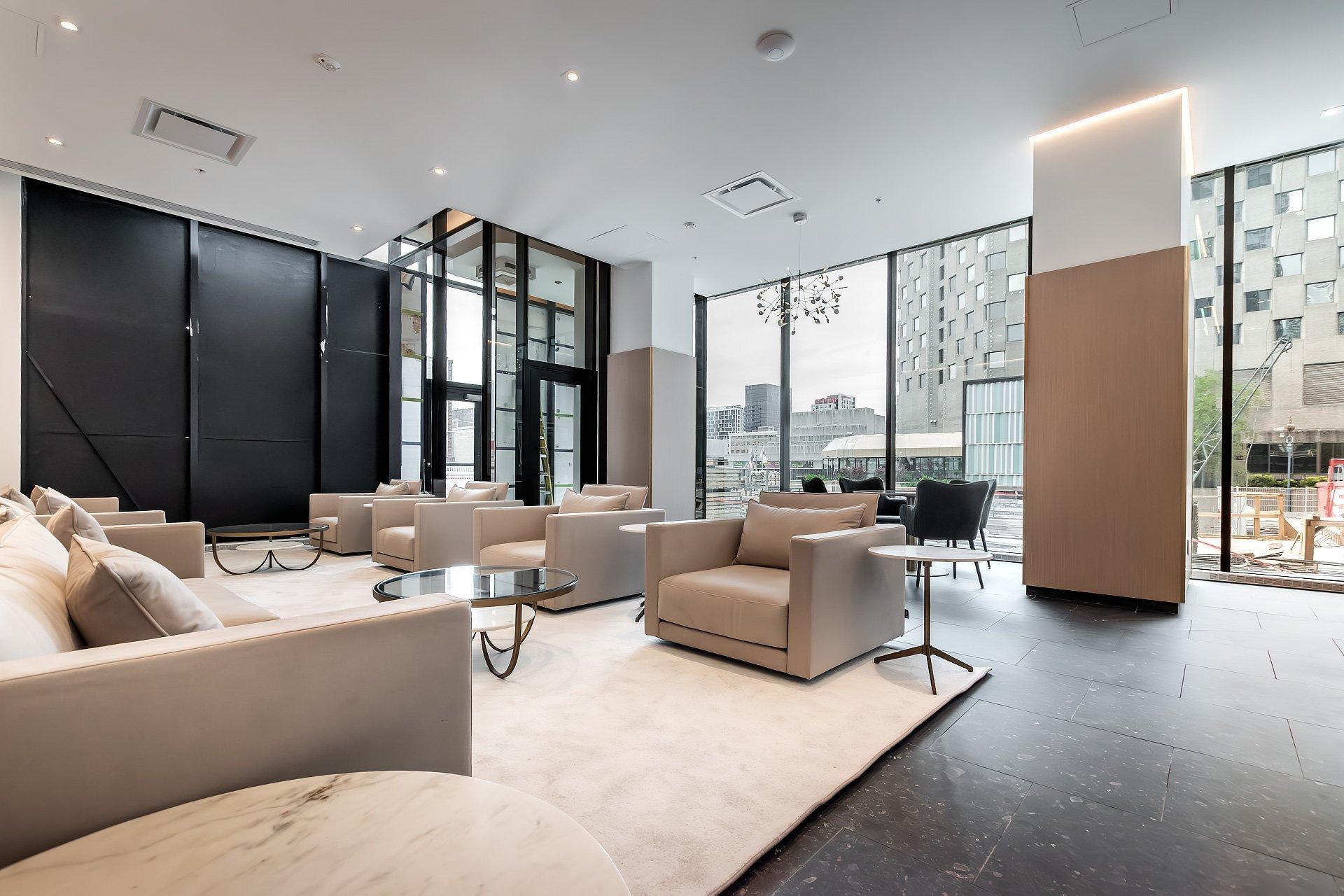 









1245


Rue De Bleury

, 4814,
Montréal (Ville-Marie),




QC
H3B0C2

