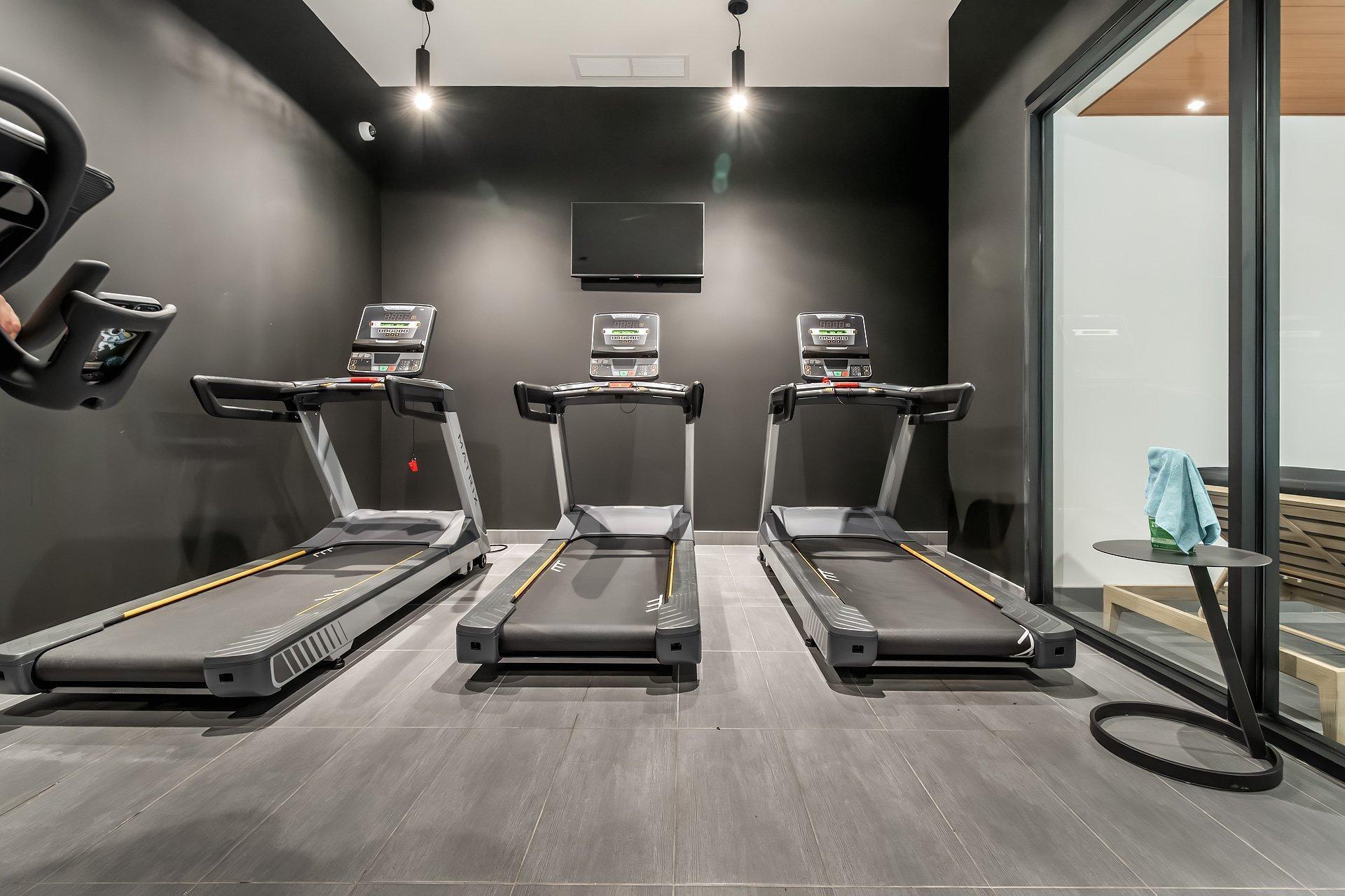 









1245


Rue De Bleury

, 4814,
Montréal (Ville-Marie),




QC
H3B0C2

