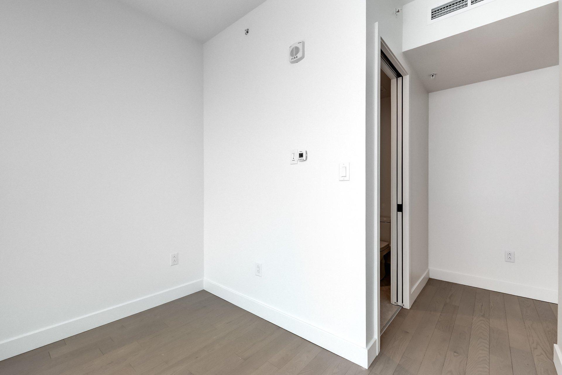 









1245


Rue De Bleury

, 4814,
Montréal (Ville-Marie),




QC
H3B0C2

