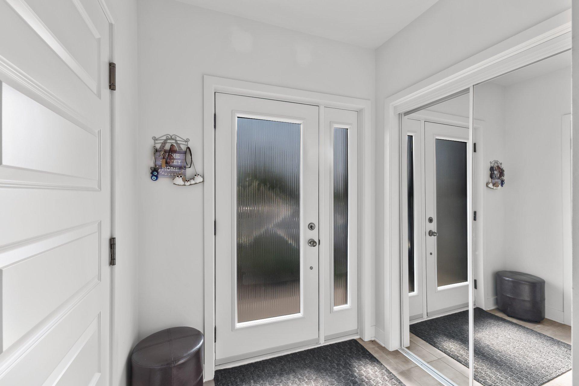 









333


Rue Claude-Léveillée

,
Vaudreuil-Dorion,




QC
J7V0Y7

