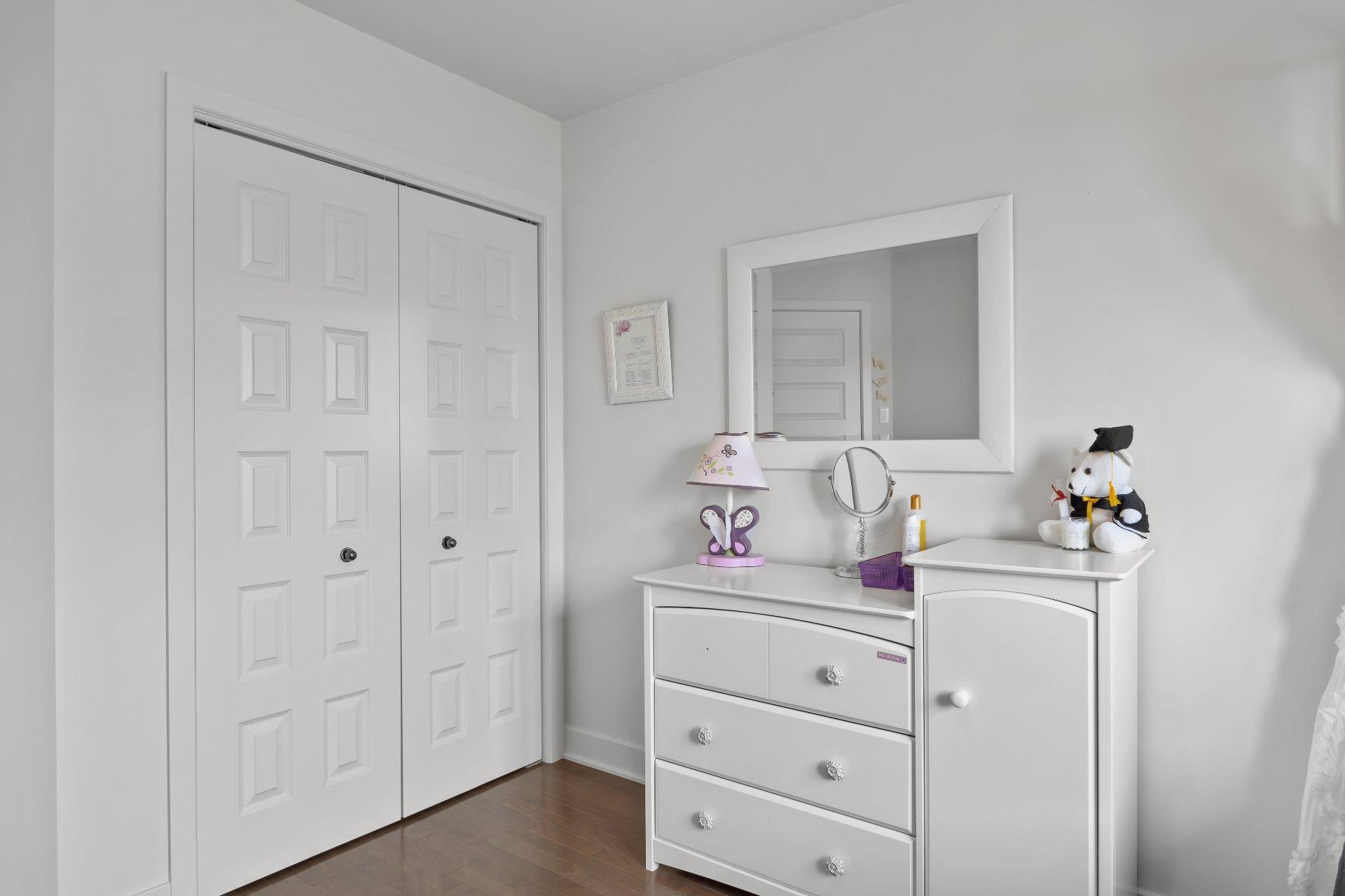 









333


Rue Claude-Léveillée

,
Vaudreuil-Dorion,




QC
J7V0Y7

