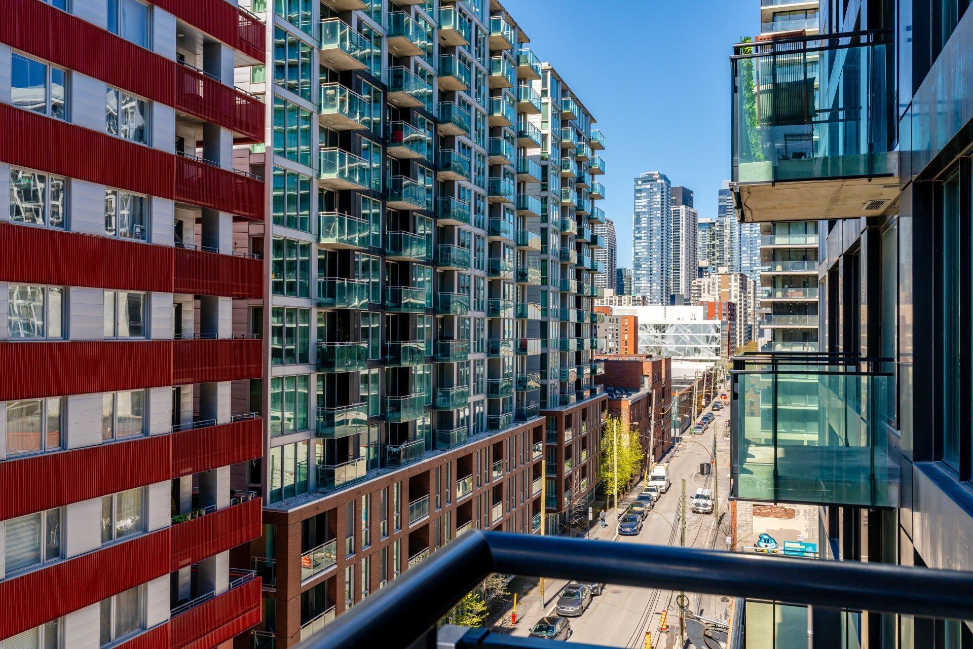 









1165


Rue Wellington

, 702,
Montréal (Le Sud-Ouest),




QC
H3C0S3

