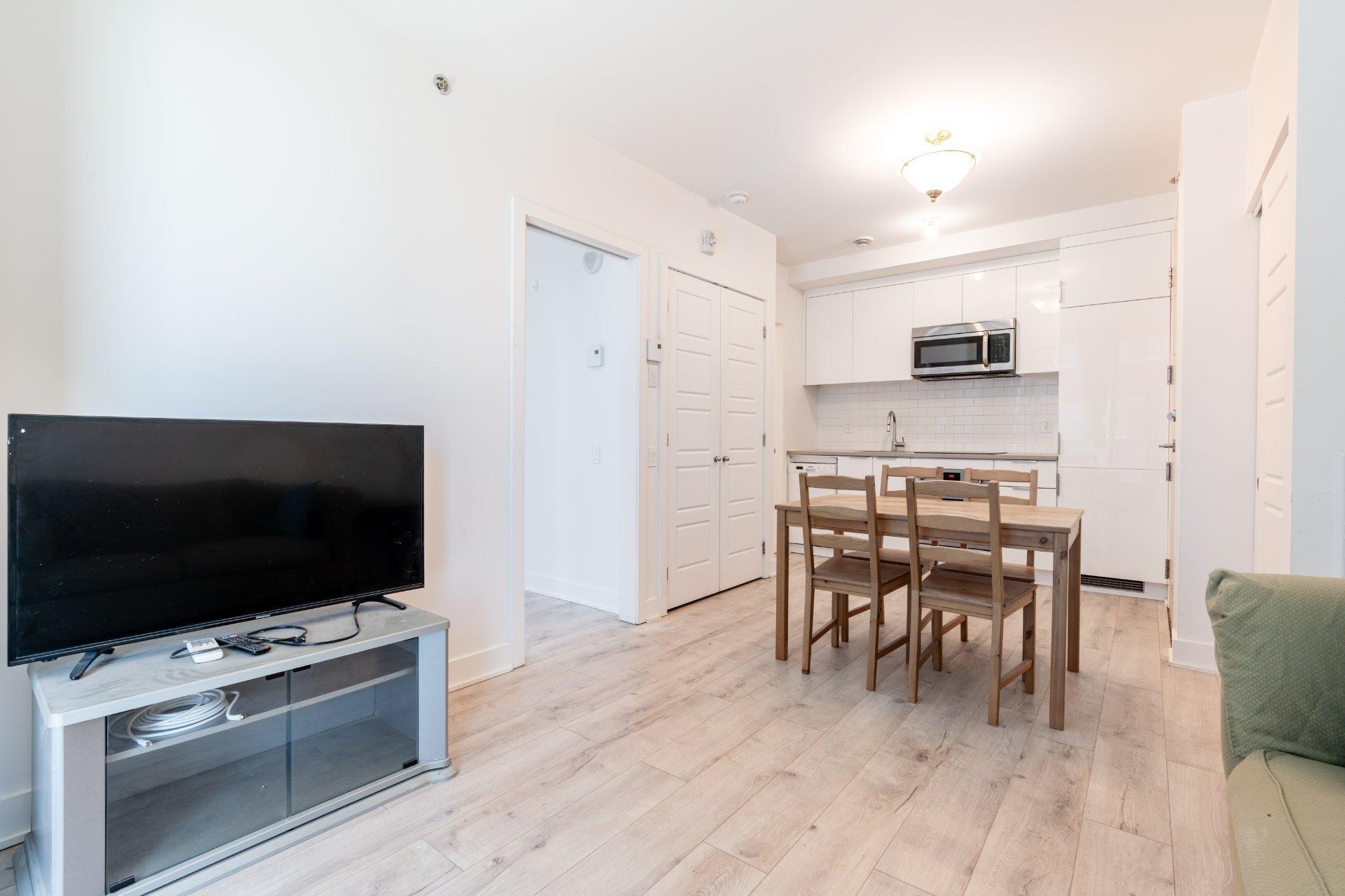 









1165


Rue Wellington

, 702,
Montréal (Le Sud-Ouest),




QC
H3C0S3

