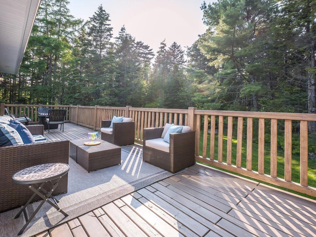 












331 Masons Point Road

,
Head Of St. Margarets Bay,




NS
B3Z 1Z1

