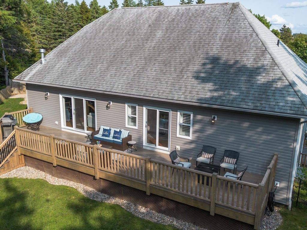 












331 Masons Point Road

,
Head Of St. Margarets Bay,




NS
B3Z 1Z1

