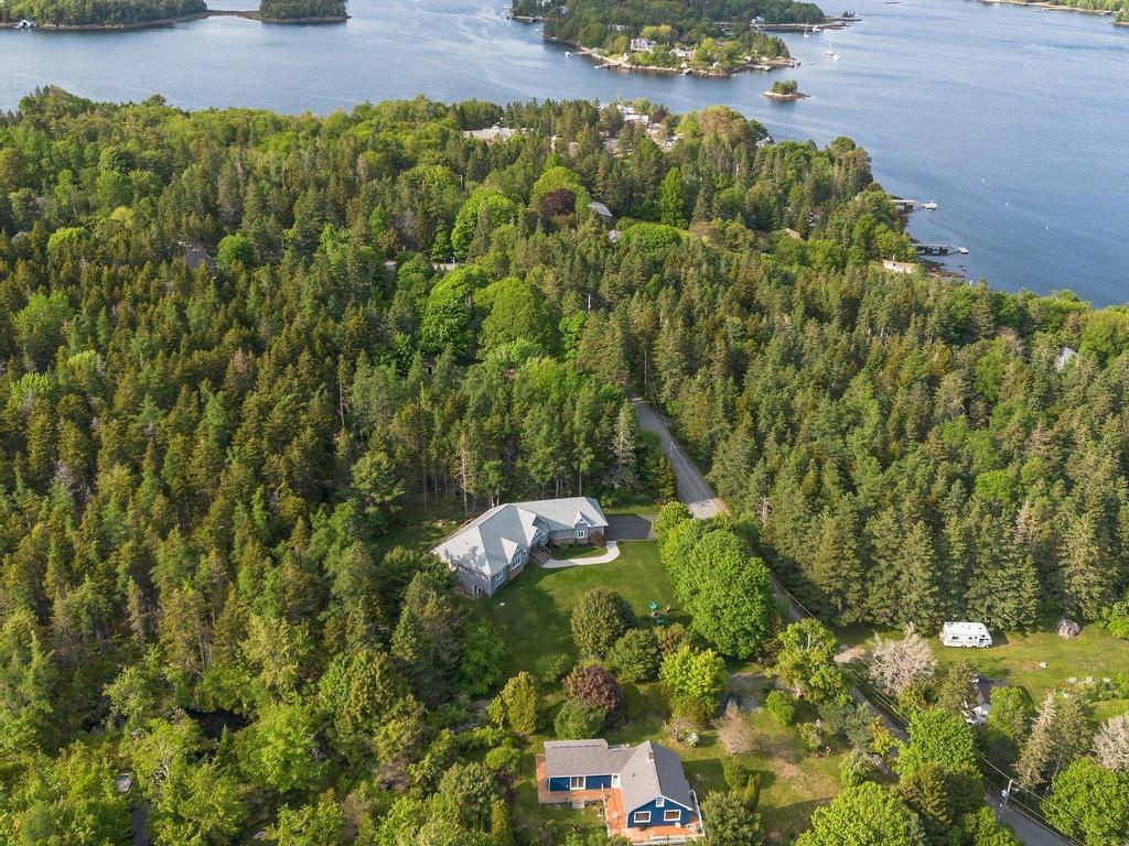 












331 Masons Point Road

,
Head Of St. Margarets Bay,




NS
B3Z 1Z1

