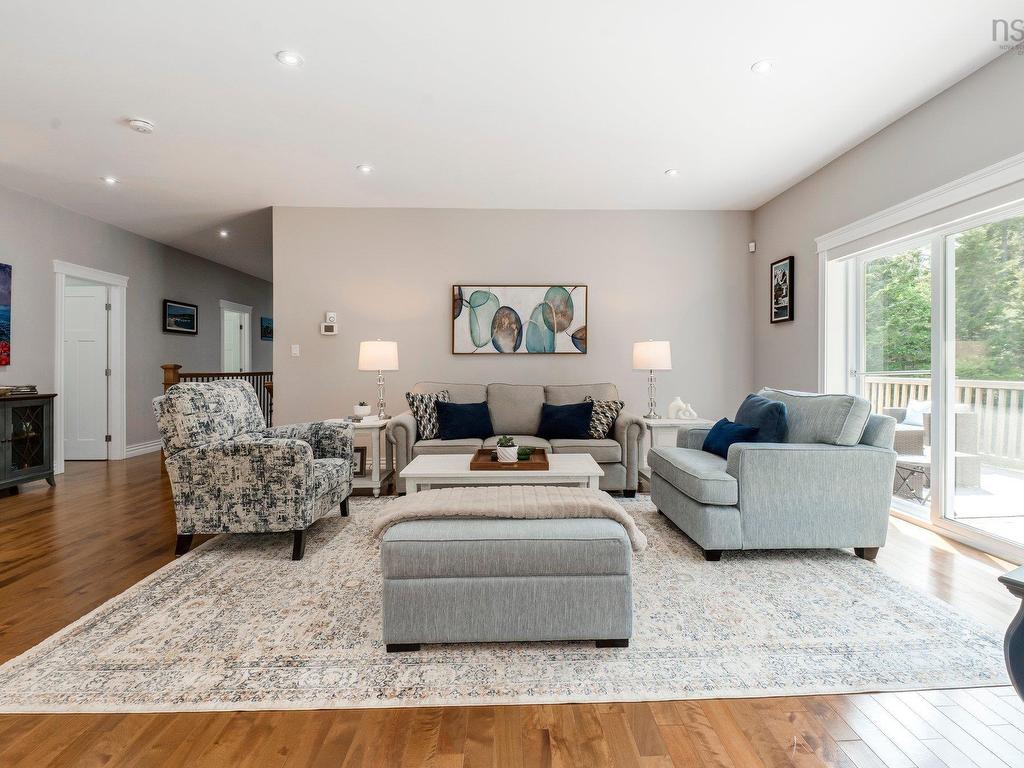 












331 Masons Point Road

,
Head Of St. Margarets Bay,




NS
B3Z 1Z1

