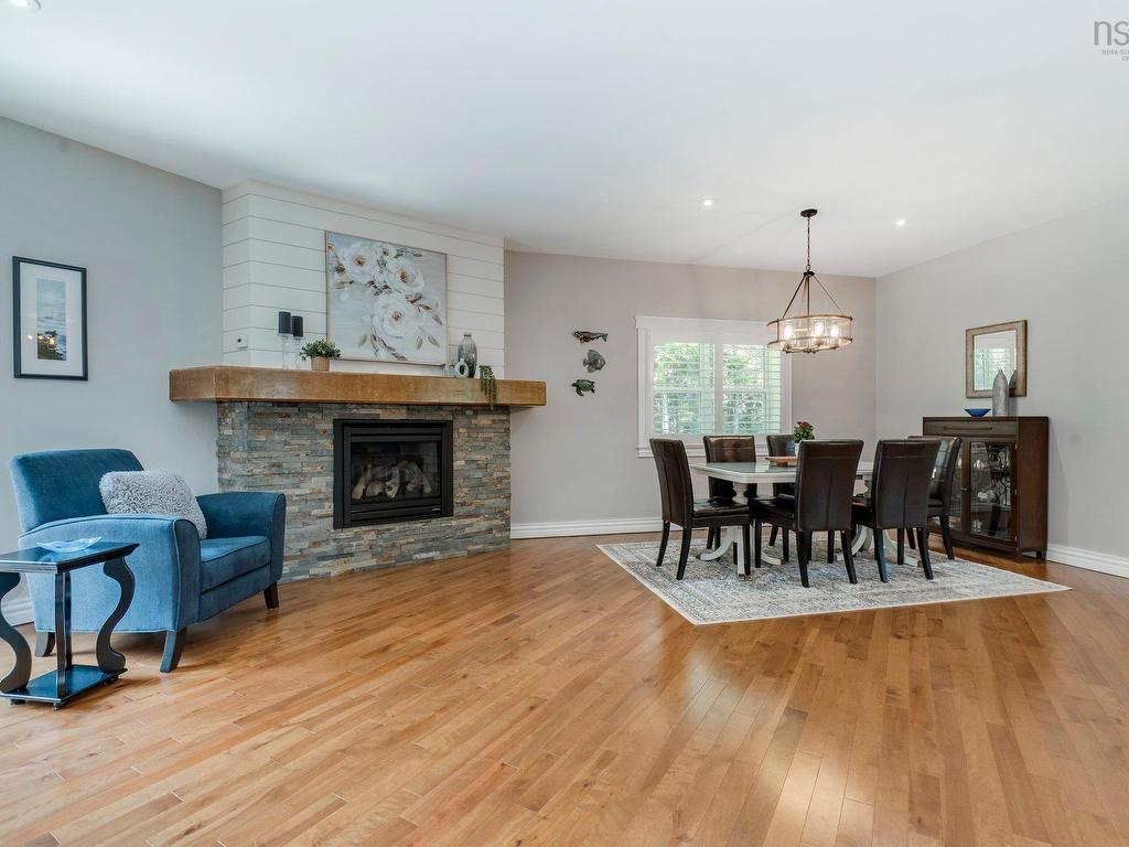 












331 Masons Point Road

,
Head Of St. Margarets Bay,




NS
B3Z 1Z1

