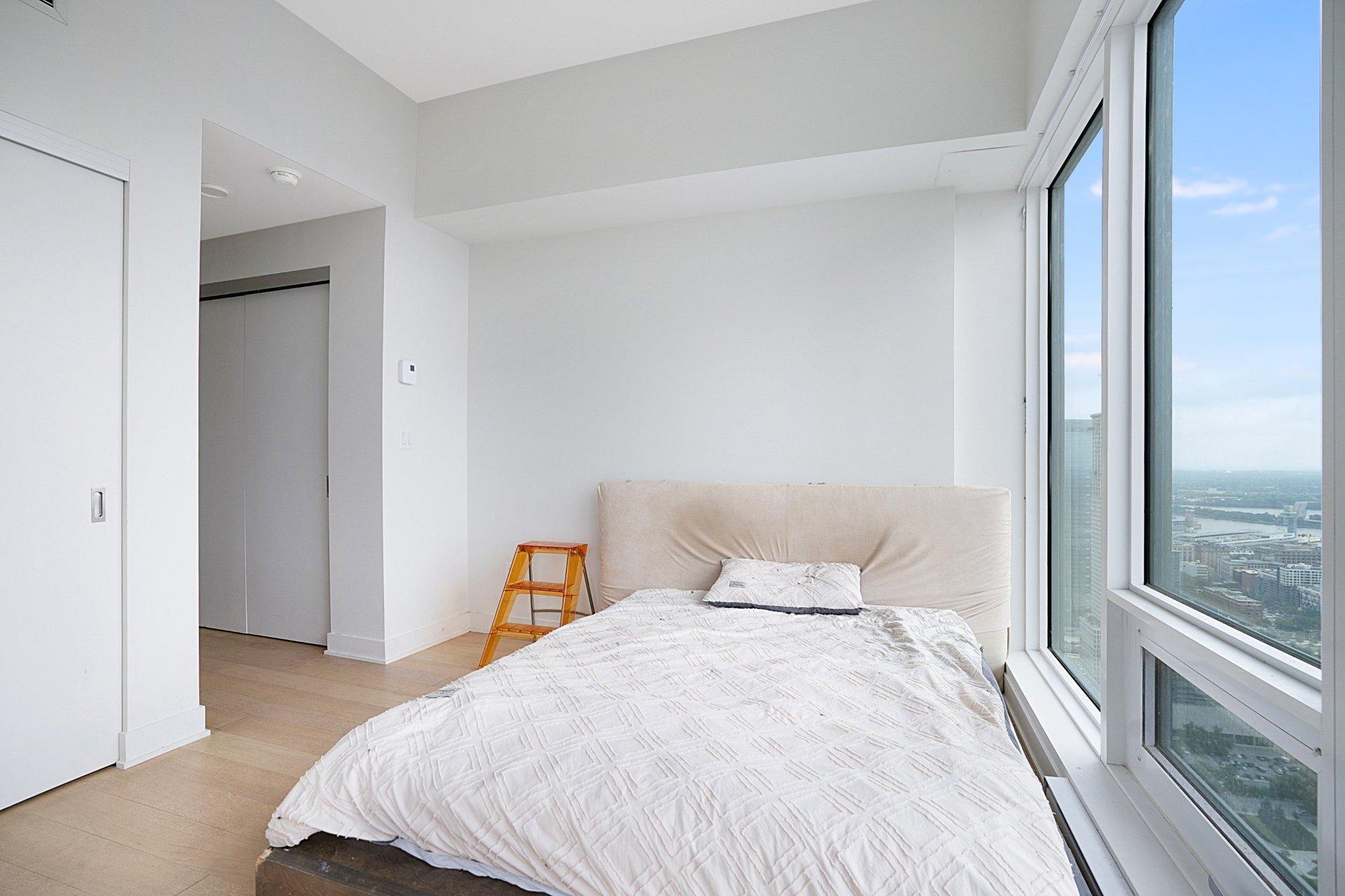 









1288


Rue St-Antoine O.

, 5202,
Montréal (Ville-Marie),




QC
H3C0X6

