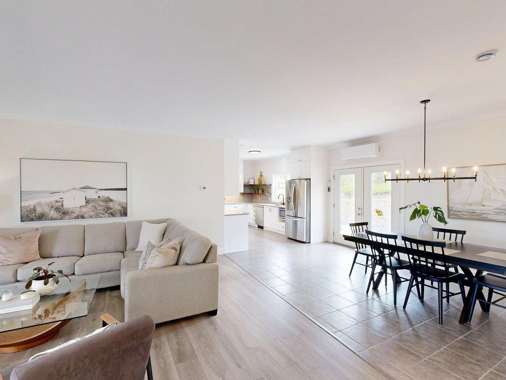 












84 Oceanic Drive

,
East Lawrencetown,




NS
B2Z 1T6


