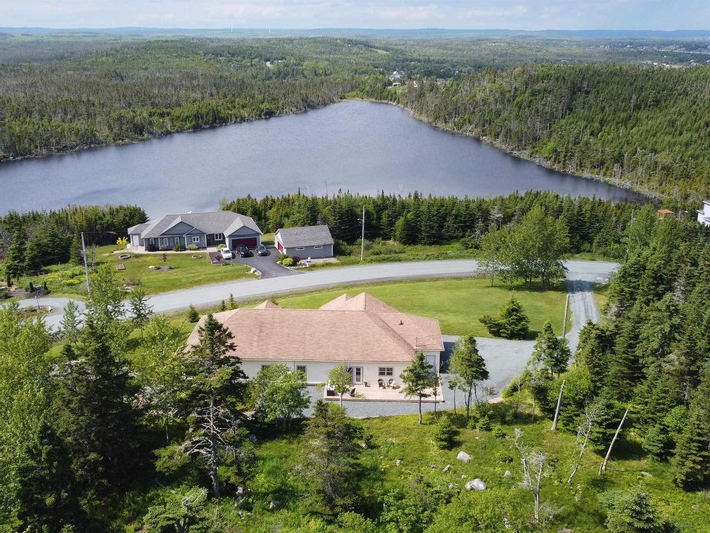 












84 Oceanic Drive

,
East Lawrencetown,




NS
B2Z 1T6

