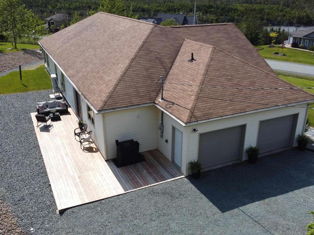 












84 Oceanic Drive

,
East Lawrencetown,




NS
B2Z 1T6

