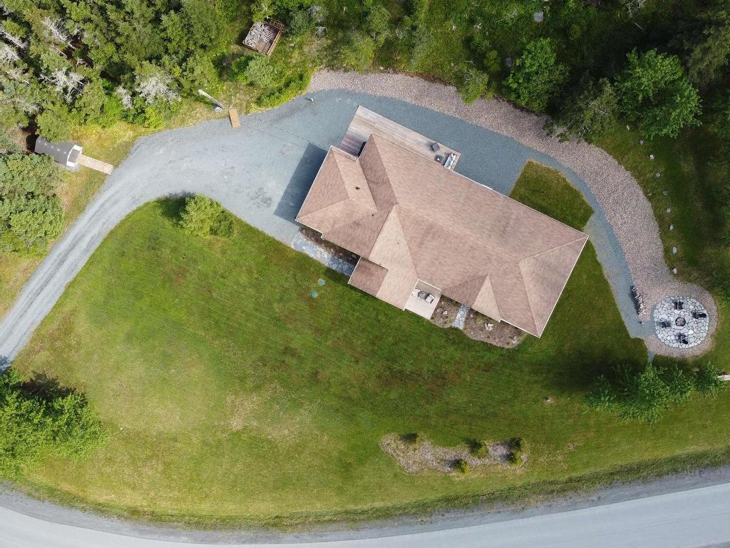 












84 Oceanic Drive

,
East Lawrencetown,




NS
B2Z 1T6

