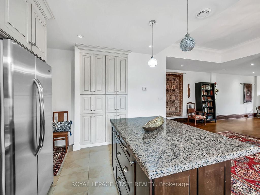 









86


Herkimer

Street, 41,
Hamilton,




ON
L8P 2G7


