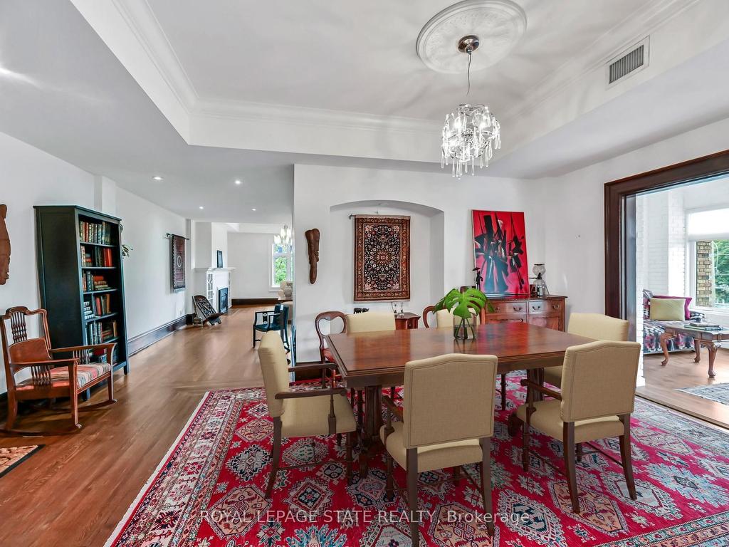 









86


Herkimer

Street, 41,
Hamilton,




ON
L8P 2G7

