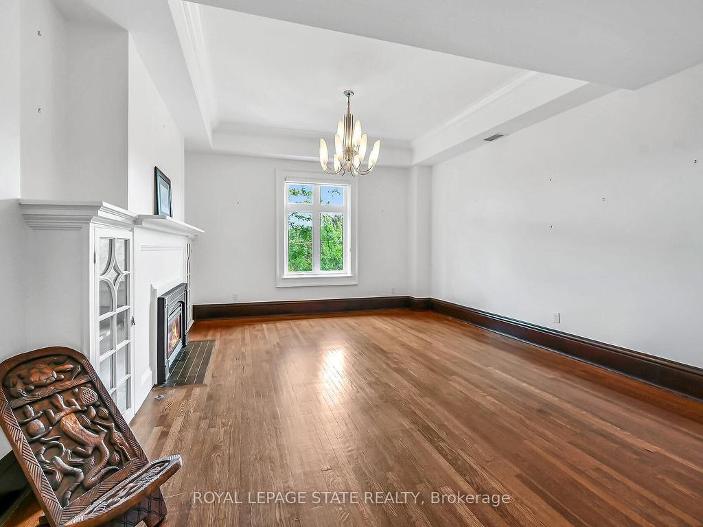 









86


Herkimer

Street, 41,
Hamilton,




ON
L8P 2G7

